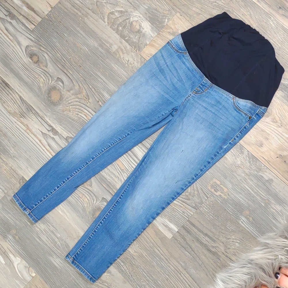 Isabel maternity pants size 4